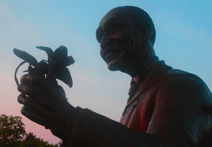 https://commons.wikimedia.org/wiki/File:George_Washington_Carver-Bush_Gardens_Monument.jpg